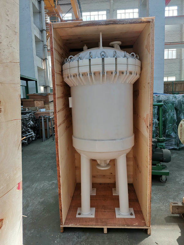 Compact Structure Multi Bag Filter , Stainless Steel Bag Filter Housing